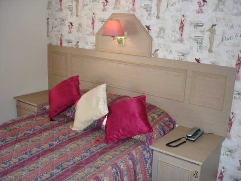 The Parisienne Hotel Μπλάκπουλ Εξωτερικό φωτογραφία